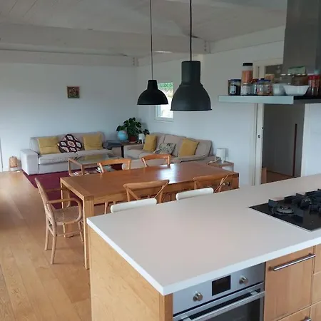 بيت للعطل Malibu Ebi01037 *